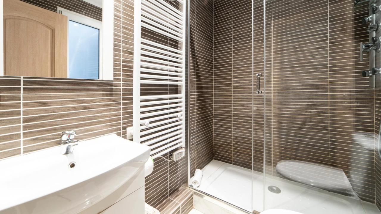 Concha Beach Apartment - Sshousing San Sebastián Exterior photo